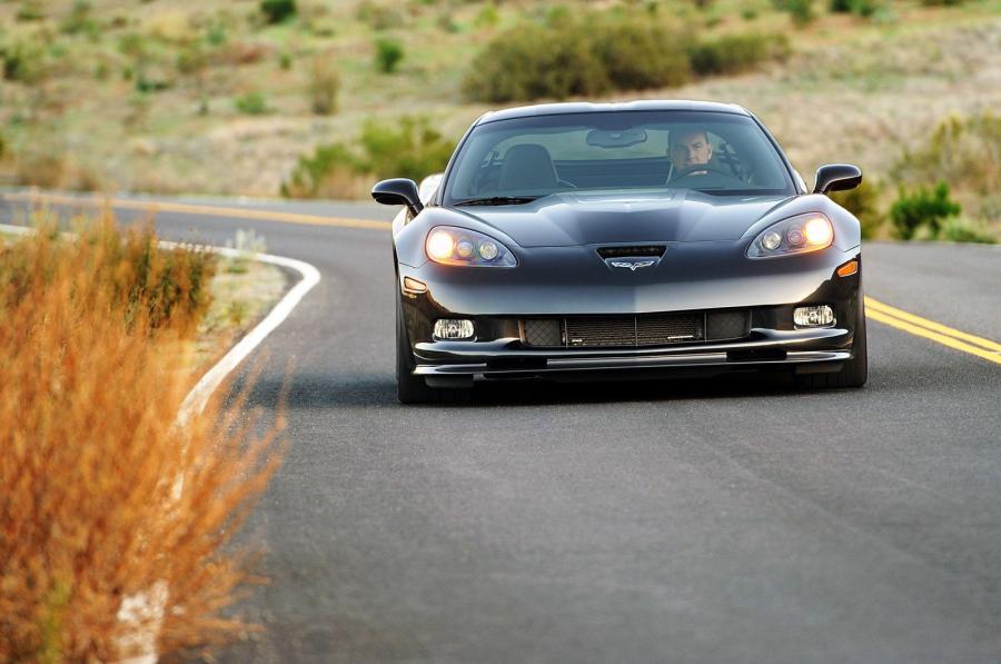  Chevrolet Corvette ZR1 2012 года  (фото 62 из 66)